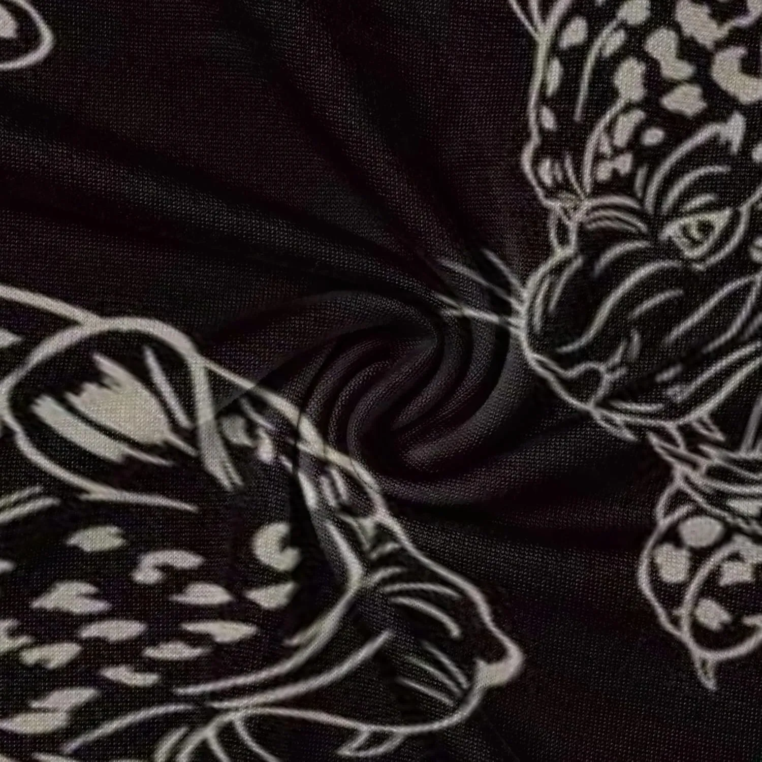 Plus Size Printed Tie Dye Short Skirt for Curvy Women V Neck African Ethnic Style Dress Short Sleeves with Pockets