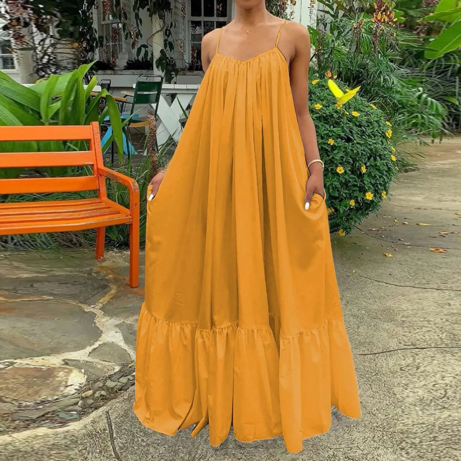 Spaghetti Strap Dresses for Women Plus Size Sleeveless Summer Casual Flowy Dress Ruffle Hem Swing Midi Sundress