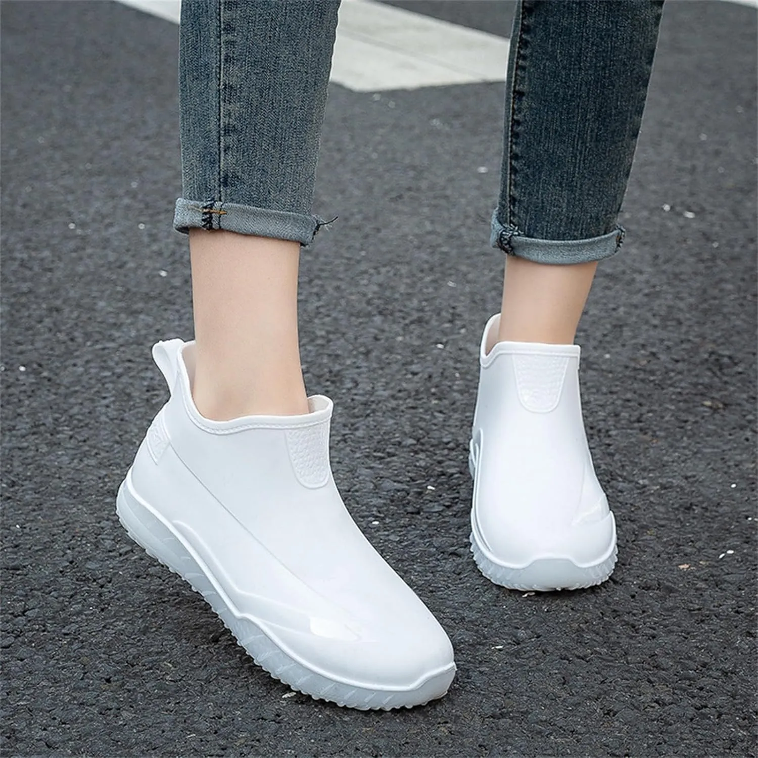 Women's Rain Boots Waterproof Insulated Rubber Boots Anti-Slip Short Garden Sports Shoes for Mud Yard Farm Working