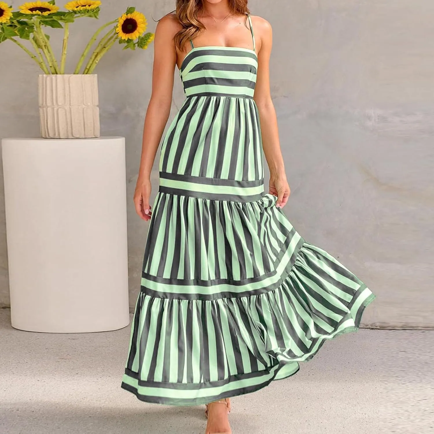 Womens Striped Maxi Dress Summer Fashion Slim Strap Sleeveless Cutout Long Dress Flowy Swing Beach Sundress 2025