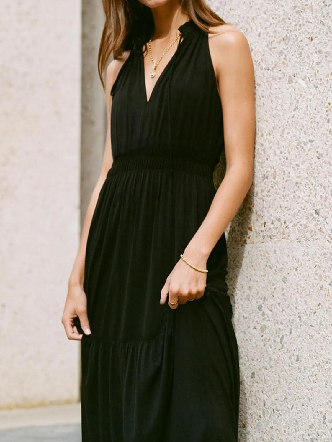 ZAFUL Women's 2025 Summer Casual Midi Dress Sleeveless Adjustable V Neck Elastic Waist Smocked Ruffle Tiered Maxi Dresses